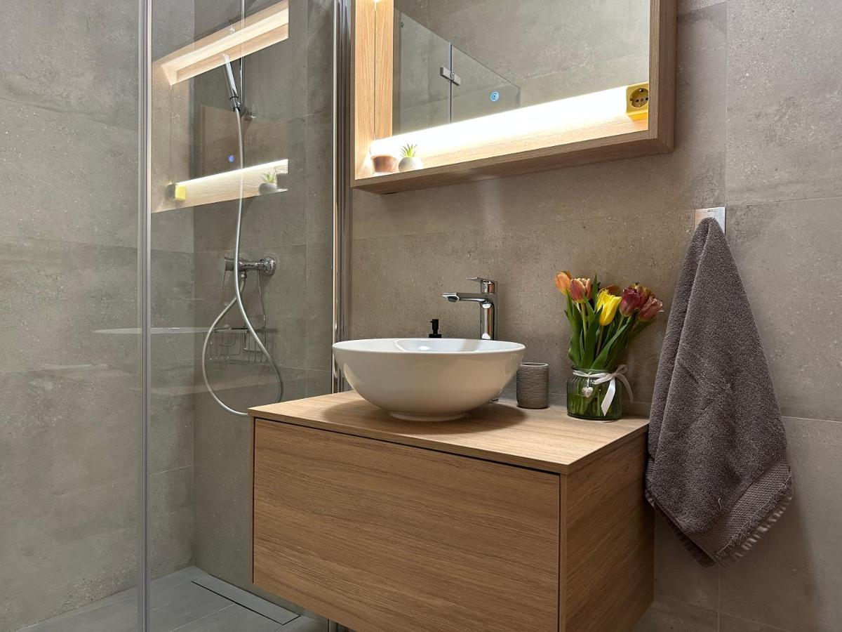 Apartmani Roko Biograd Na Moru Exteriér fotografie