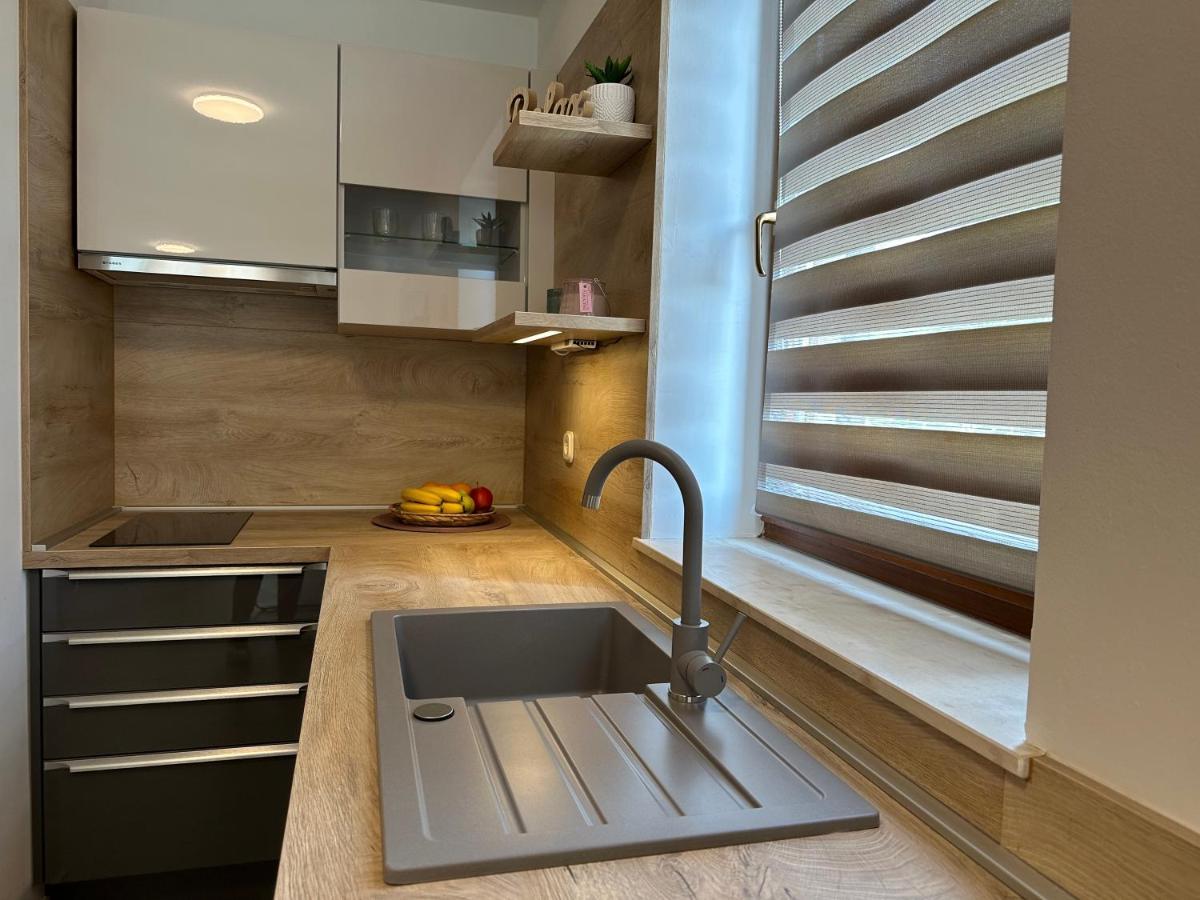 Apartmani Roko Biograd Na Moru Exteriér fotografie