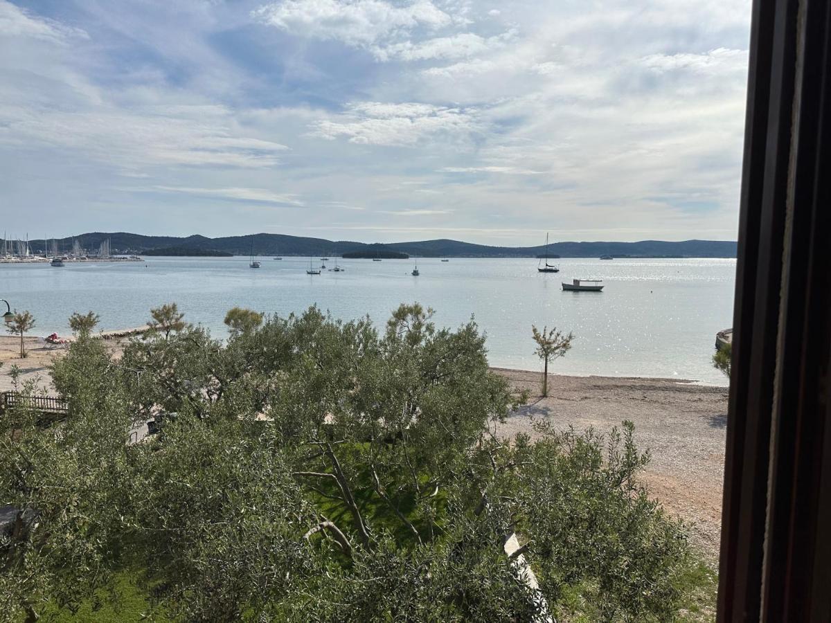 Apartmani Roko Biograd Na Moru Exteriér fotografie