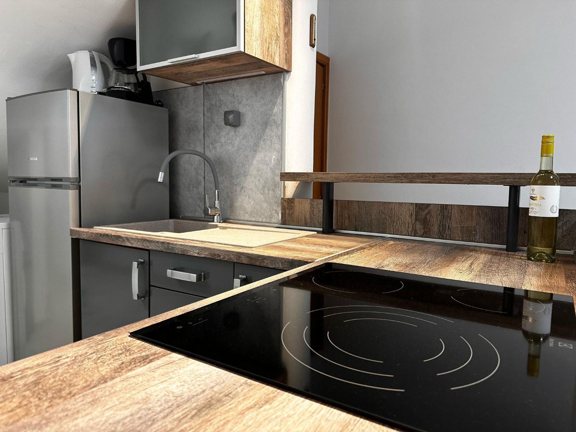 Apartmani Roko Biograd Na Moru Exteriér fotografie